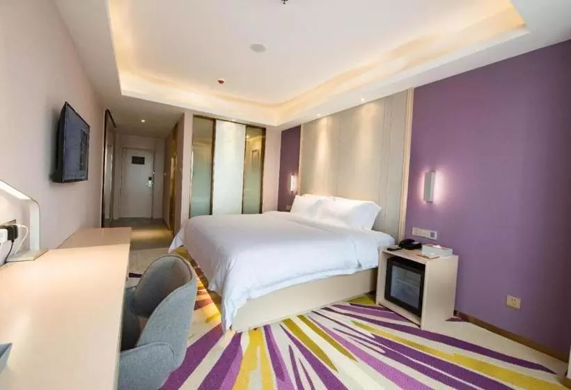 Lavande Hotel Luzhou Bbq New World