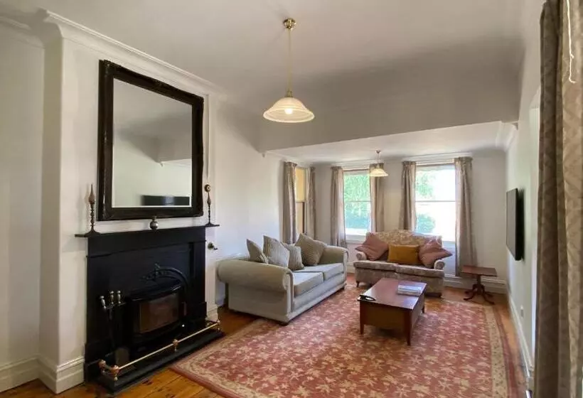 Aamiaismajoitus (B&B) Bon Accord Luxury Accommodation