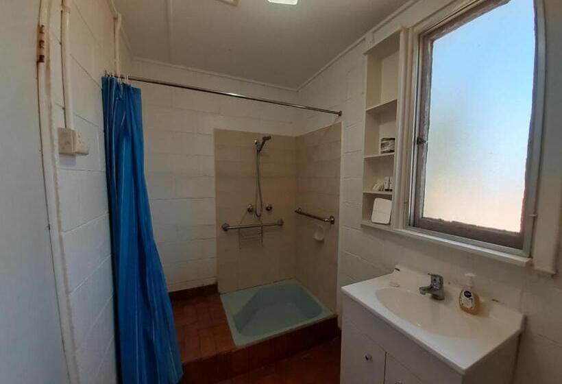 Pelican Point Waterfront Resort Formerly Carnarvon Beach Retreat