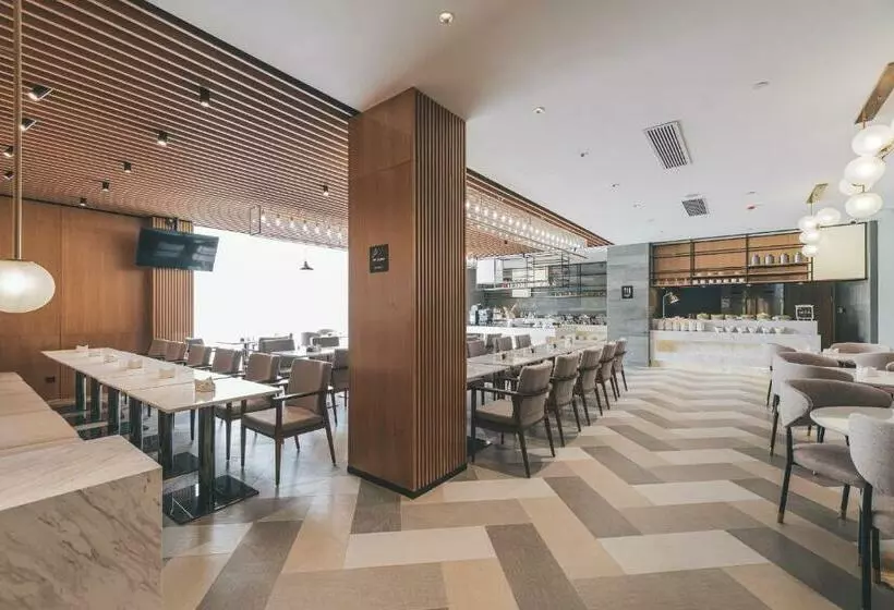 Atour Hotel Ningbo Jishi Harbor Outlets