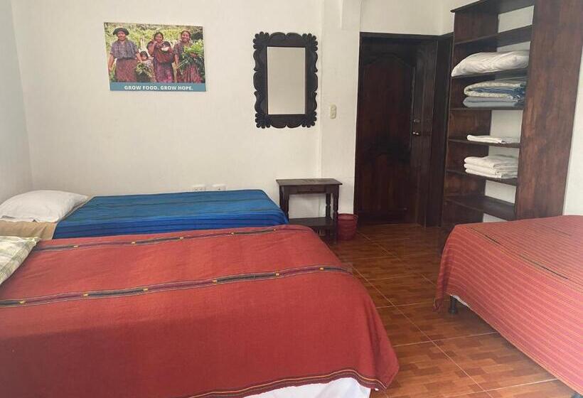 هتل Posada Gutierrez