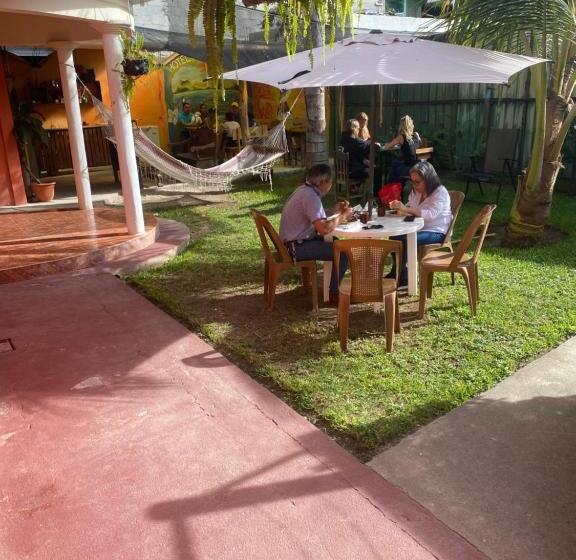 هتل Posada Gutierrez