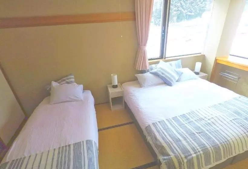 ホテル Red Fox Lodge Myoko