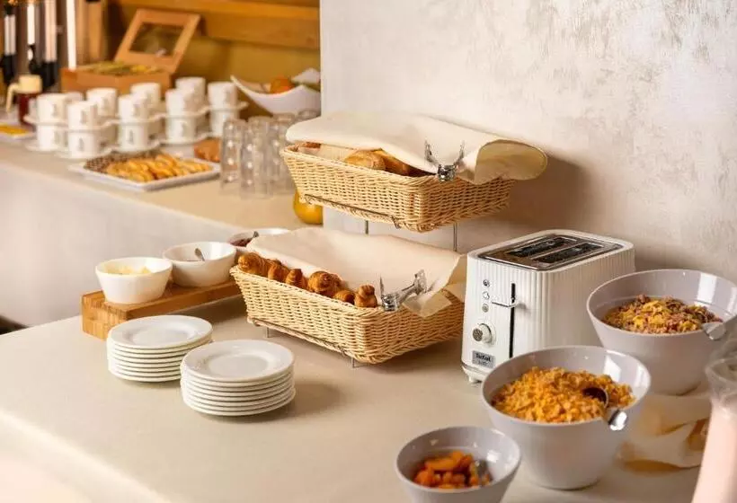 U11 Hotel & Spa