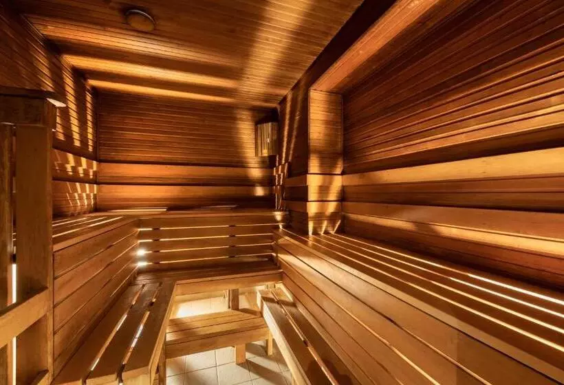 U11 Hotel & Spa