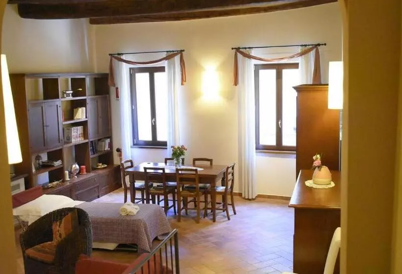 ペンション Bed & Breakfast Montepulciano