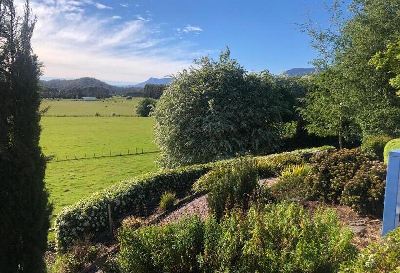 פנסיון Mole Creek Hideaway