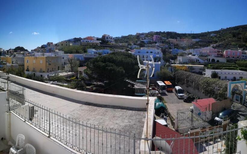 膳宿费 Visitponza   Palazzetto Azzurro