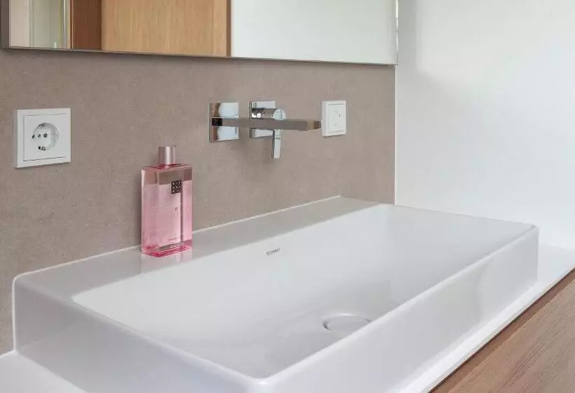 Toploft Serviced Apartments