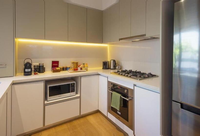 민박 Mews Cottages