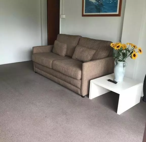 Ettalong Beach Motel