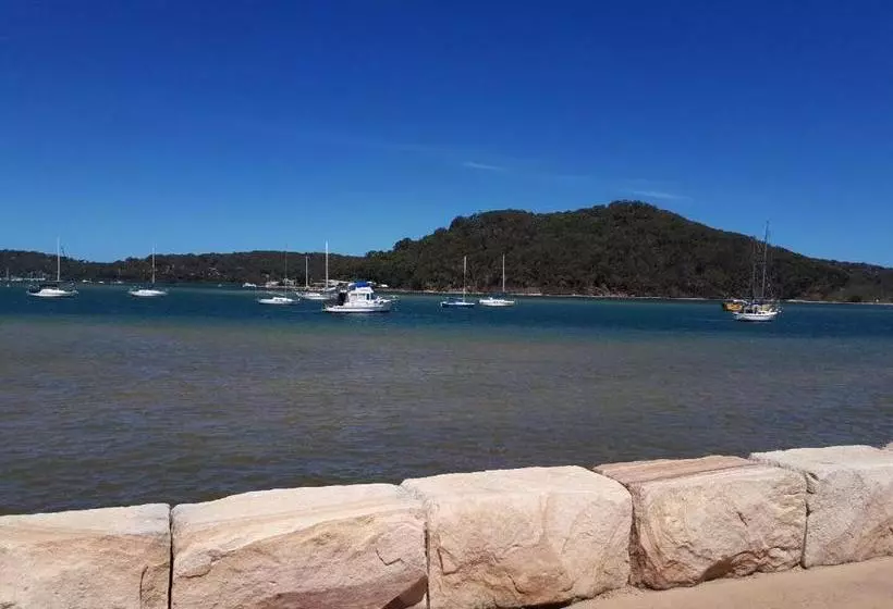 Ettalong Beach Motel