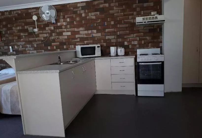 Ettalong Beach Motel