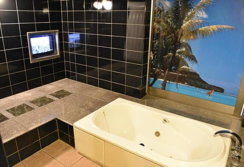 هتل Coco De Palms & Mer