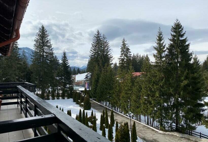 هتل Miraj Restaurant & Sauna & Biliard