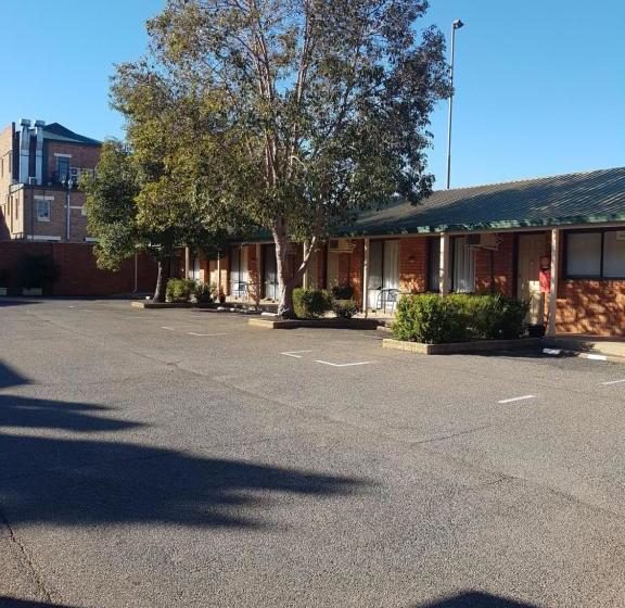 ホテル Yambil Inn