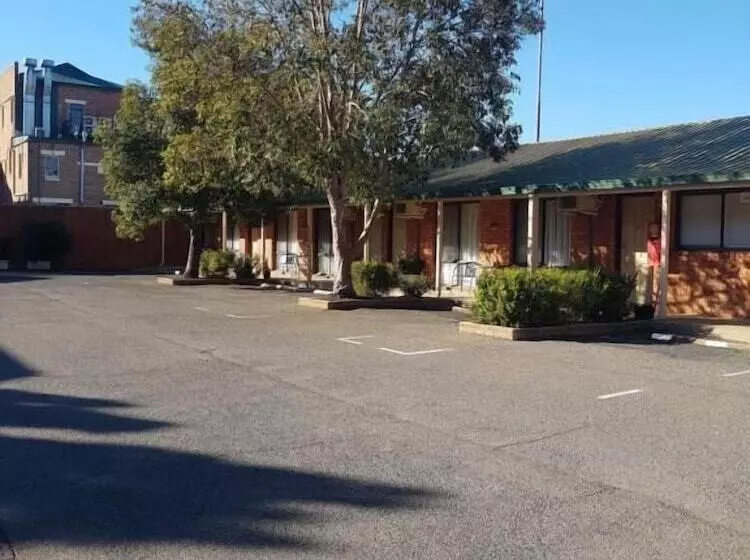 ホテル Yambil Inn