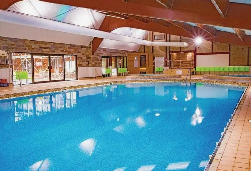 リゾートホテル Sandy Balls Holiday Village