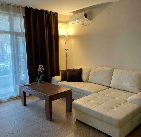 Rich 3 Sp Apartments