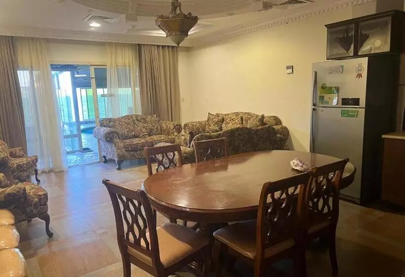 Sea Club Resort