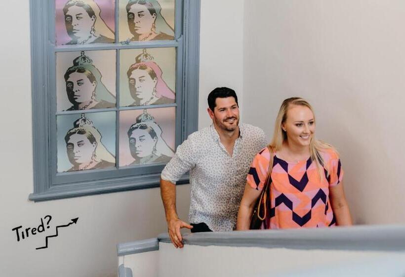 The Victoria Hotel Bathurst