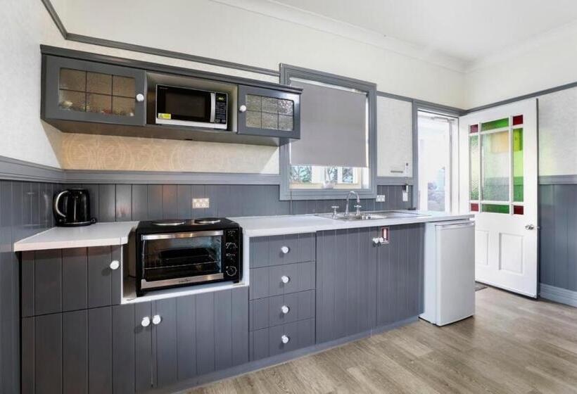 צימר Wagga Wagga Country Cottages