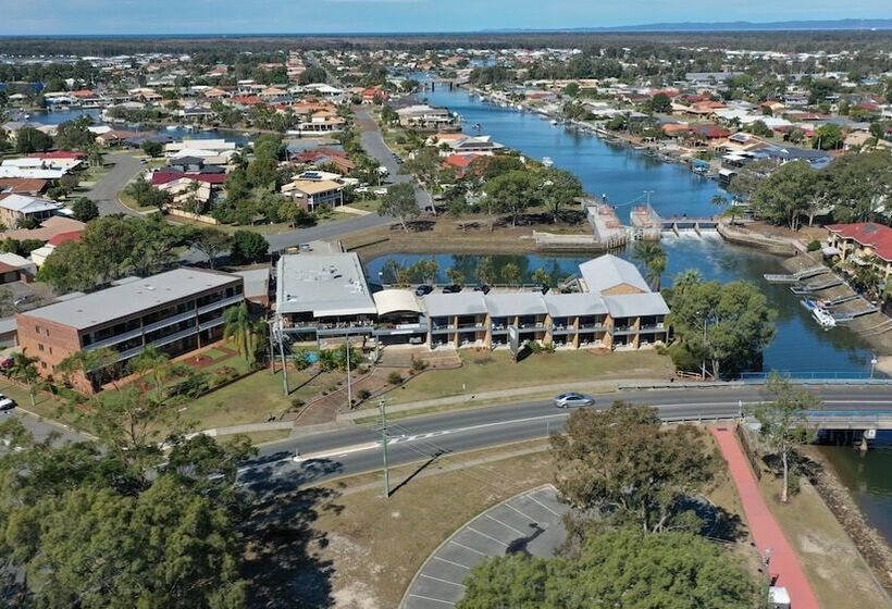 Bribie Waterways Motel