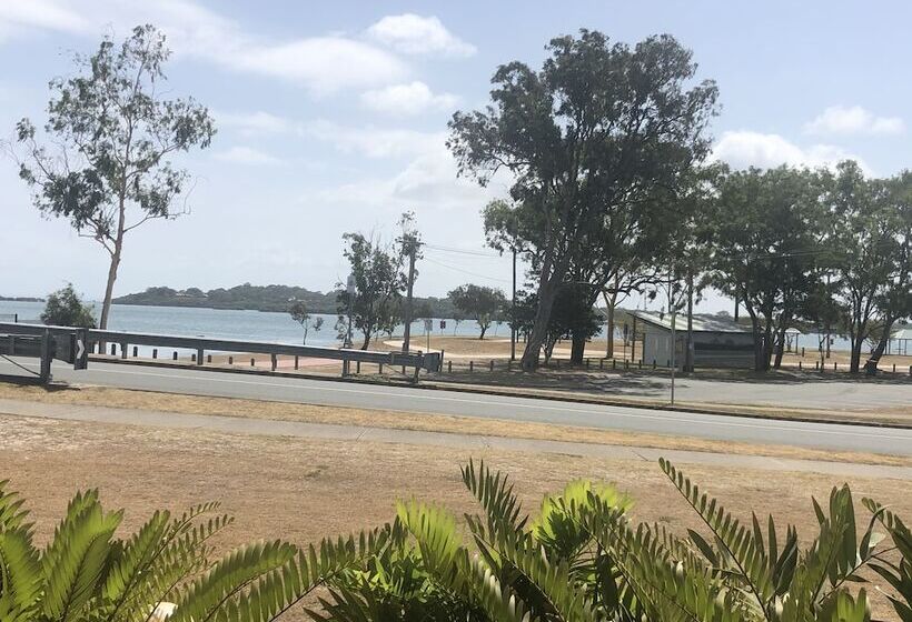 Bribie Waterways Motel