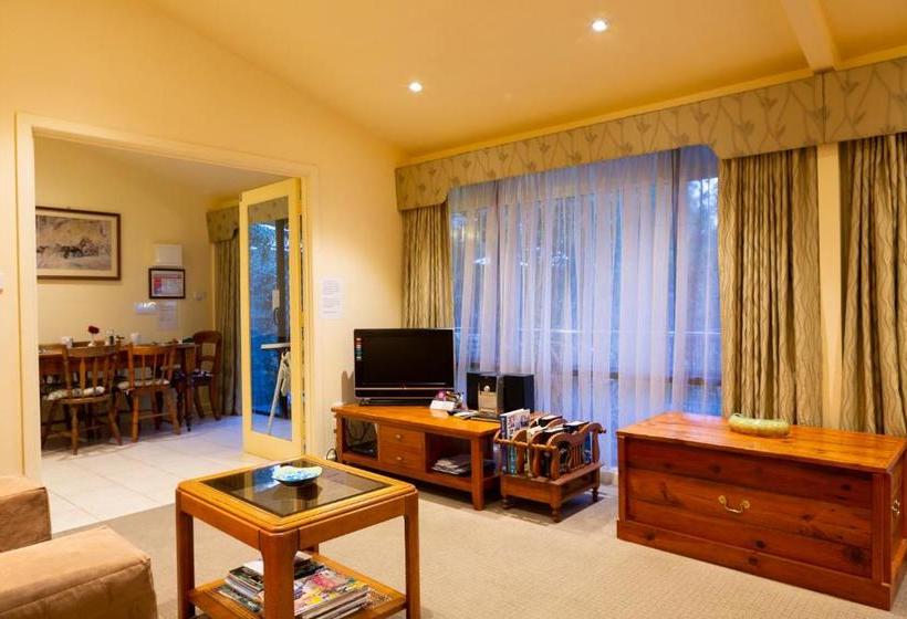 Courtsidecottage Bed And Breakfast