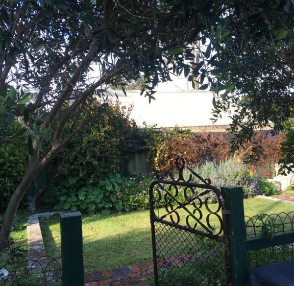 Rosemoore Bed & Breakfast