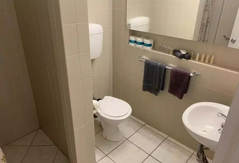 The Stuart Hotel Motel