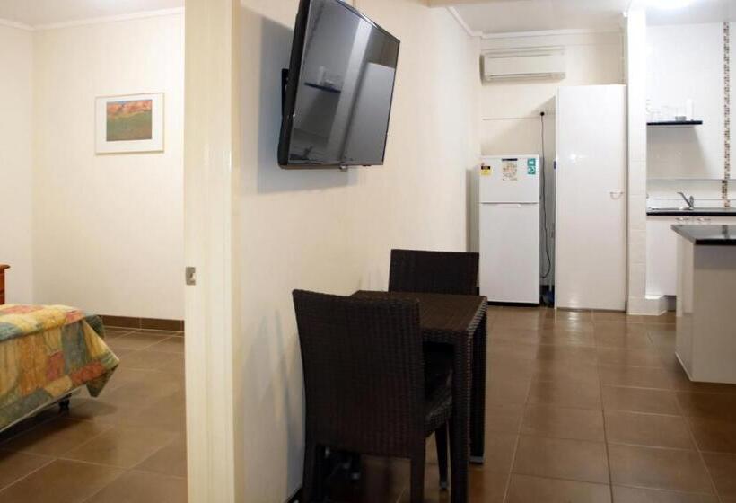 The Stuart Hotel Motel