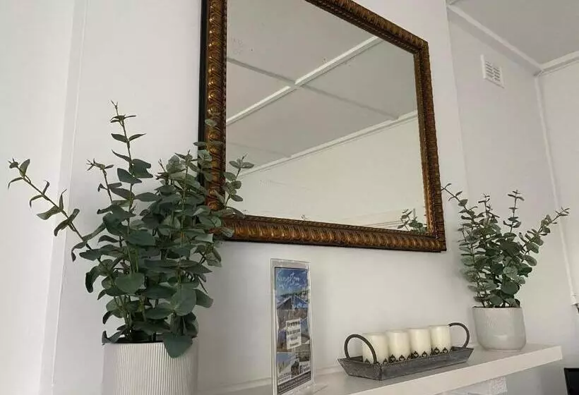 Two Cow Cottage Bed & Breakfast