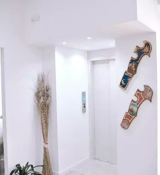 هتل Souvenir