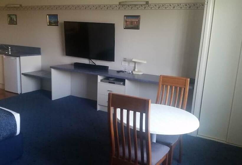 מוטל Ararat Southern Cross Motor Inn