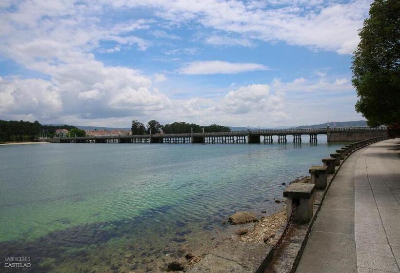 پانسیون Habitaciones Castelao