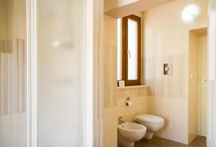 Aamiaismajoitus (B&B) Rooms Gli Arcangeli   Affitti Brevi Italia