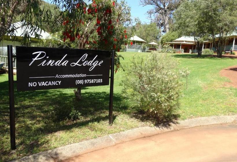 مبيت وإفطار Pinda Lodge