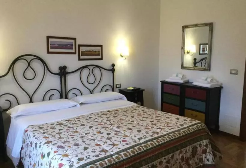 Hotelli Agriturismo La Sede Di Carlo