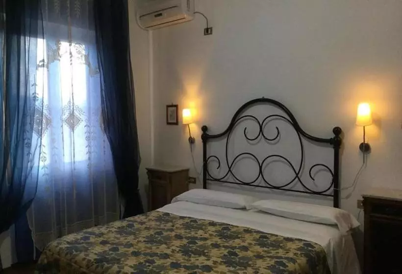 Hotelli Agriturismo La Sede Di Carlo