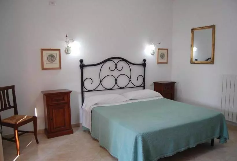 Hotelli Agriturismo La Sede Di Carlo