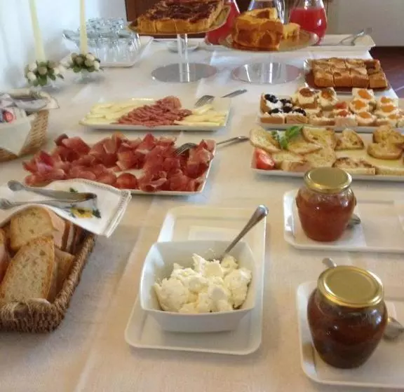 Hotelli Agriturismo La Sede Di Carlo