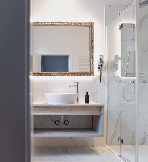 ホテル Cma Stift Ossiach