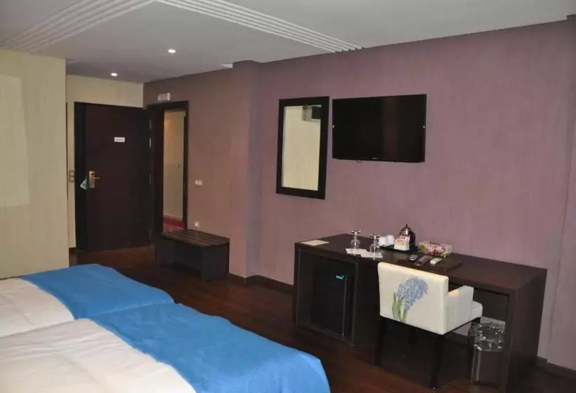 هتل Emilio Moretti