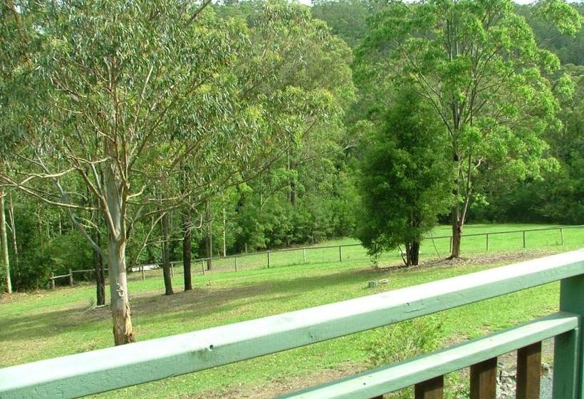 Отель Peacehaven Country Cottages