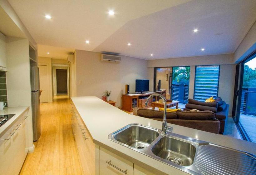 Loka Santi 10 Beachfront Unit