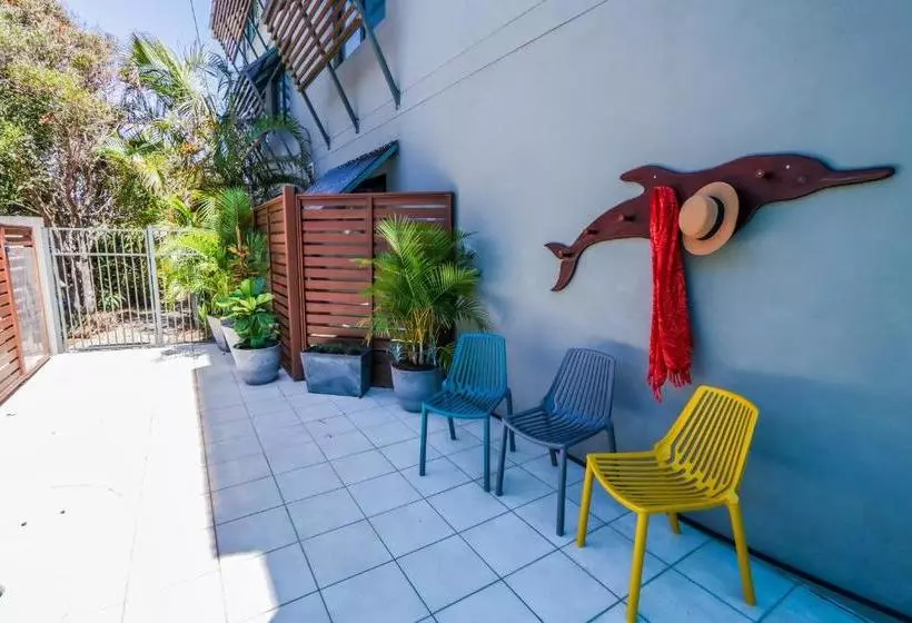 Loka Santi 10   Beachfront Unit