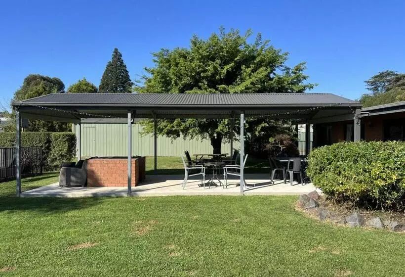 Motel Alexandra Motor Inn   Victoria Aus
