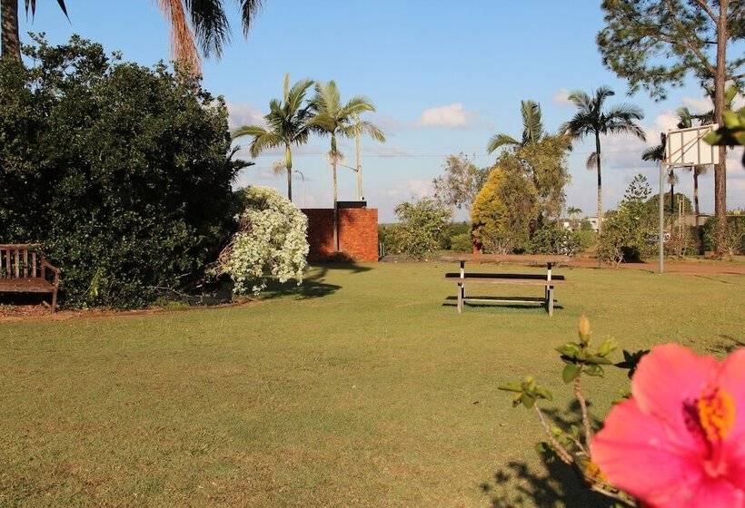 모텔 Childers Gateway Motor Inn