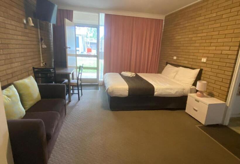 فندق على الطريق Warrina Motor Inn Wodonga Cbd